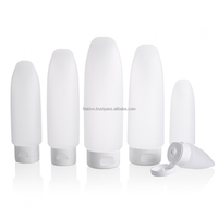 Bouteille de shampooing cylindrique en plastique PET blanc translucide avec bouchon doseur gradué, ouverture facile, logo personnalisé, capacité 200 ml/500 ml