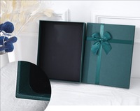 Boîte cadeau rigide personnalisée avec logo imprimé, couvercle et base, pour bijoux, baskets, pelliculage mat, estampage à chaud, biodégradable, recyclable