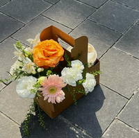 Panier à fleurs rond pliant en gros sac à main en papier recyclé pour arrangements floraux élégants sac cadeau en papier de qualité supérieure