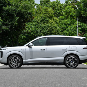 Denza N8L PHEV haut de gamme avec recharge rapide, modèle phare, SUV intermédiaire-grand format, automatique, conduite à gauche, <span class=keywords><strong>voiture</strong></span> neuve pour trajets quotidiens, en stock - Product Image 5