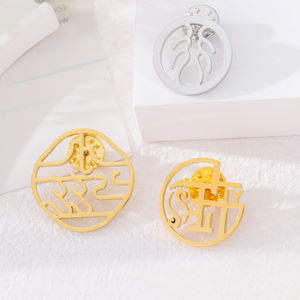 Pinos personalizados Logotipo De Metal Placas para Bolsa Marca De Corte A Laser Tag De Metal Etiqueta De Broche De Ouro Nome Do Emblema Etiqueta De Personalização - Product Image 2