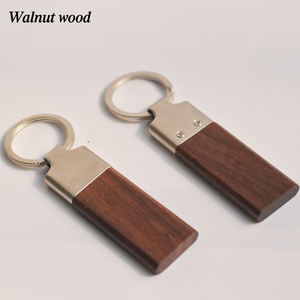 Cadeaux promotionnels Porte-clés en métal et en <span class=keywords><strong>bois</strong></span> Emblème de voiture de sport Porte-clés Emblème de voiture en métal Porte-clés Logo personnalisé - Product Image 2