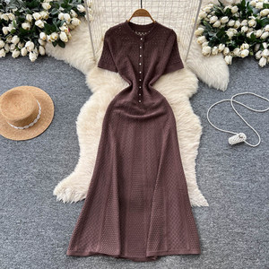 <span class=keywords><strong>Abito</strong></span> da donna <span class=keywords><strong>in</strong></span> <span class=keywords><strong>maglia</strong></span> a maniche corte, vestibilità aderente, lunghezza midi, con <span class=keywords><strong>bottoni</strong></span>, taglia unica, disponibile <span class=keywords><strong>in</strong></span> 6 colori. - Product Image 3