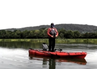 Kayaks de pêche à pédales 3,6 m (12 pi) pour 1 personne, résistants à l'eau, avec GPS et leurres, réglables – Offre Spéciale