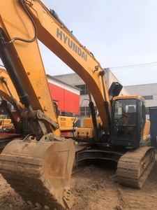 Excavadora Hidráulica Hyundai 225LVS Usada Original en Venta, Alto Rendimiento, Fabricada en Corea, Bajo Precio, 22 Toneladas - Product Image 3