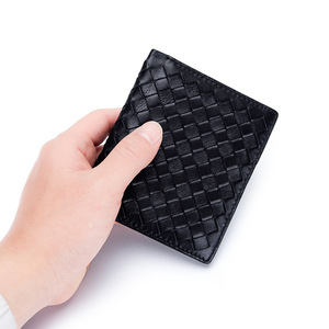 Portefeuilles en <span class=keywords><strong>cuir</strong></span> tissé noir de luxe pour hommes <span class=keywords><strong>Porte</strong></span>-cartes pour <span class=keywords><strong>homme</strong></span> Portefeuille en <span class=keywords><strong>cuir</strong></span> vertical pour hommes Fabricants de sacs à main de créateurs en Chine - Product Image 6