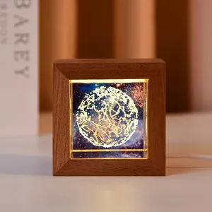 3d гравированный хрустальный куб солнечной системы с деревянной основой Ночной свет стеклянный куб с деревянной рамкой