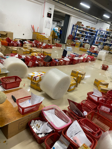 Entrega Rápida desde Almacén en EE. UU., Perfume Unisex de 100 ml, Perfume de Larga Duración, Venta al por Mayor, Colonia Masculina de Alta Calidad - Product Image 4