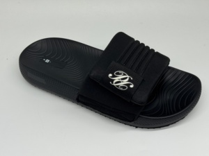 Chaussons légers de haute qualité Gambol 2026 pour femmes et hommes, chaussures à enfiler - Product Image 2