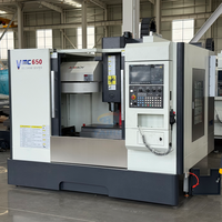 Centre d'usinage vertical Taihe de haute qualité, VMC650, machine de fraisage CNC à cinq axes, commande unique BT40 Mitsubishi GSK