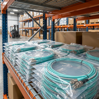 Câble de brassage fibre optique blindé Xinhaoze OM3 LC-LC Duplex 10G 50/125m LSZH résistant à l'écrasement pour centre de données FTTH FTTB FTTX