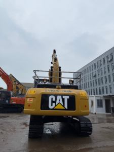 รถขุดตีนตะขาบ CAT 325D2L ขนาด 25 ตัน มือสอง สภาพดี พร้อมระบบไฮดรอลิกเดิมๆ สำหรับงานก่อสร้างและเหมืองแร่ - Product Image 3