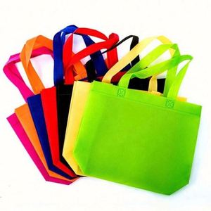 กระเป๋าโท้ทผ้าไม่ทอแบบรีไซเคิล กันน้ำ มีหูหิ้ว สีพื้น พิมพ์โลโก้ตามสั่ง ขายส่ง สำหรับซื้อของในตลาด ทนทาน - Product Image 6