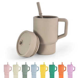 Gobelet d'apprentissage en silicone pour enfants, anti-fuite, avec poignée ergonomique, favorise l'hydratation, idéal pour les tout-petits - Vente en gros - Product Image 4