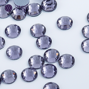 136個のタンザナイトYHBホットフィックスラインストーンカラーチャート、フラットカットラインストーンアイデア、ジュエリー用ストーン - Product Image 2