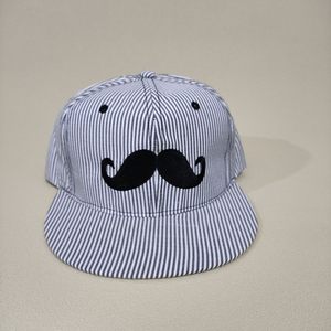 Gorra de Béisbol de Moda Hip-hop con Borde Plano y Diseño de Bigote a Rayas - Product Image 2