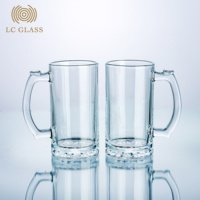 Vente en gros de tasses en verre à bière/tasse en verre à boire/tasse à bière en verre 500 ml logo et emballage personnalisables pour bar fête de famille