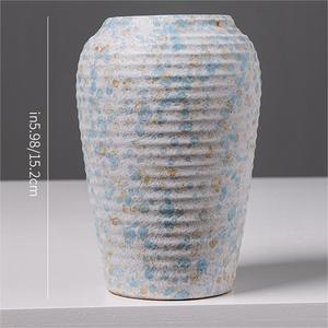 Vase en céramique au design moderne et vintage pour salon, idéal pour fleurs séchées, fraîches ou hydroponiques - Product Image 6