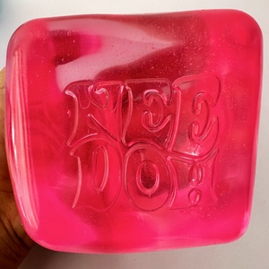 Vente en gros de jouets squishy en TPR de haute qualité, cube de maltose géant, jouet squishy en sucre, cube squishy Nedoh pour soulager le stress - Product Image 5