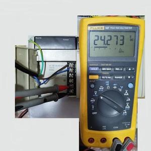แหล่งจ่ายไฟใหม่และเป็นของแท้ Cqm1-pa216 - Cqm1h Pa216 Cqm1 ระบบอัตโนมัติแบบตั้งโปรแกรมได้สำหรับอุตสาหกรรม - Product Image 1