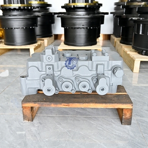 4422403 4422404 4422405 4422406 pour Excavatrice EX3600-5 EX3600-6 EX3600E-6 – Pièces de rechange hydrauliques de commande principale - Product Image 1
