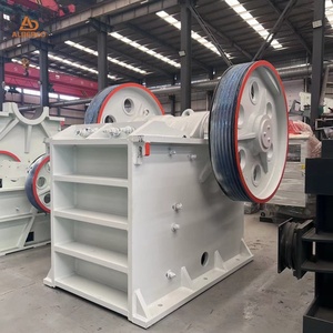 מגרסת לסתות תעשייתית כבדה עם מנוע ותיבת הילוכים לריסוק ראשוני של אבן מחצבה, קו ייצור, אחריות לשנה - Product Image 4