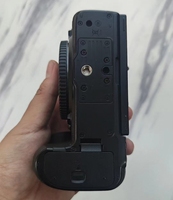 Kamera Digital Profesional dengan Stabilisasi Gambar Sensor-shift 5-axis Z6 II Full Frame Bekas