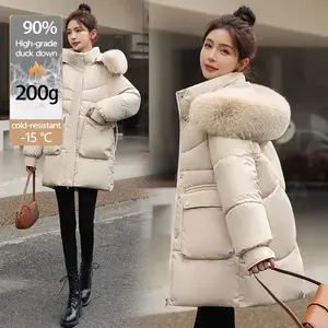 Cappotti Invernali <span class=keywords><strong>da</strong></span> <span class=keywords><strong>Donna</strong></span> Spedizione Gratuita in <span class=keywords><strong>Piumino</strong></span> d'Anatra Bianca Modello MIDI Sciolto Imbottito con Ampio Collo in Pelliccia - Product Image 1