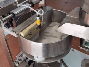 Máquina Multifunción para Envasado de Gránulos con Pesaje y Llenado para Dulces, Palomitas de Maíz y Avena - Product Image 2