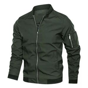 Veste en polyester Santicsustainable en gros avec d'autres tissus respirants, veste pour homme à séchage rapide, veste courte - Product Image 5