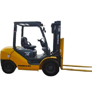 Montacargas Diésel Komatsu FD30T-17 Usado Original de 3 Toneladas en Excelentes Condiciones de Funcionamiento, Precio Competitivo en Venta - Product Image 1