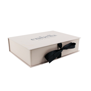 Customized Biodegradable Packaging foldable Paper Clamshell Book shape magnetic close gift box with ribbon