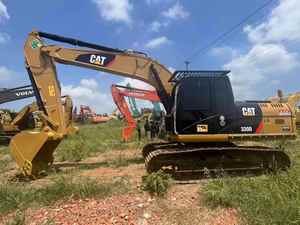 Excavatrice Caterpillar 320D d'occasion, 32 tonnes, faible nombre d'heures, certifiée CE, modèle 2022, moteur Sdec, capacité de la benne de 1,2 m³, boîte de vitesses, pompe - Product Image 2
