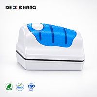 Brosse magnétique pour nettoyer les murs d'aquarium avec fonction flottante et tampons de nettoyage protecteurs OEM/ODM EcoFriendly