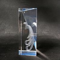 Trofeo de Cristal Personalizado Neelpure 178212 con Borde Azul y Prisma Alto, con Patrón Grabado con Láser