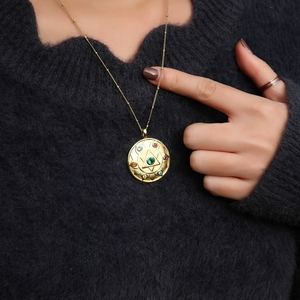 Collar de placa de loto de <span class=keywords><strong>acero</strong></span> <span class=keywords><strong>inoxidable</strong></span> chapado en oro de 24K de lujo, con 7 microinserciones Charkra piedras de, <span class=keywords><strong>cadena</strong></span> de clavícula para hombres y mujeres - Product Image 3