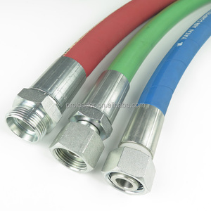 Assemblage de tuyau en <span class=keywords><strong>caoutchouc</strong></span> NBR OEM ODM 1/4 "<span class=keywords><strong>6mm</strong></span> Raccord de connecteur M22 Tuyau de nettoyeur haute pression tressé en fil d'acier Service de coupe personnalisé - Product Image 2