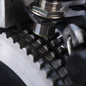 高速コイル釘製造機でコイル釘を全自動で製造 - Product Image 4