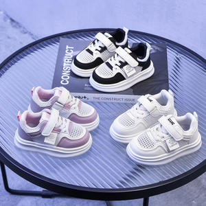 Venta al por mayor 2025 Verano Zapatillas de deporte casuales Niños para niños y niñas Zapatos blancos de malla hueca Transpirable y cómodo - Product Image 5
