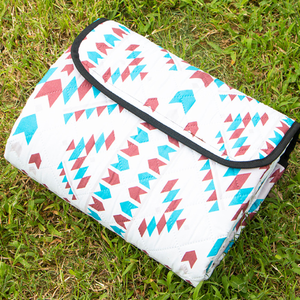 Grande couverture de pique-nique imperméable matelassée à surface douce, tapis multifonctionnel pour la plage, la pelouse, le camping, les voyages, les parcs - Product Image 6