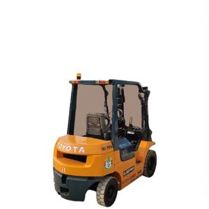 Montacargas Diésel Japonés Original 95% Nuevo, 3 Toneladas, Importado de Japón, Herramientas de Elevación, Precio Bajo, Uso Industrial, 1 Año de Garantía - Product Image 1