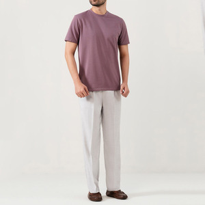 T-shirt uni en coton pour homme, coupe ajustée, idéal pour l'été – Vente en gros pour fabricants de vêtements pour adultes - Product Image 3