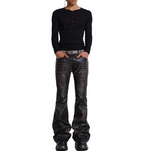 กางเกงหนังเทียมสไตล์พังก์แบบยูนิเซ็กซ์ ลวดลายปั๊มนูนสั่งทำได้ ขายส่ง สีดำฟอกแบบดิสเทรส กางเกงทรงสแต็คสำหรับผู้ชาย - Product Image 3