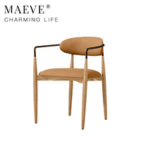 Chaise de salle à manger moderne en bois, rembourrée en cuir durable, fabriquée à la main, pour l'ameublement de la maison