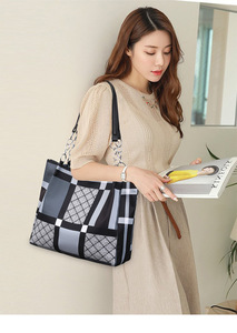 Bolso de hombro a cuadros para mujer, bolso de mano tipo patchwork con correa de cadena, bolso para llevar debajo del brazo para ir al trabajo - Product Image 4