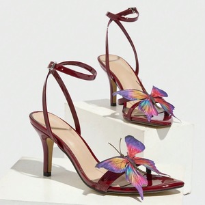 Sandales sexy pour femmes à talons aiguilles, ornées de papillons, à brides croisées au dos et à bout pointu, couleur bordeaux - Product Image 2