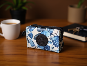 Portamonete Rettangolare a Doppia Chiusura con Motivo Floreale, Mini Formato Unisex in Microfibra e Pelle Sintetica con Chiusura a Cerniera - Product Image 2