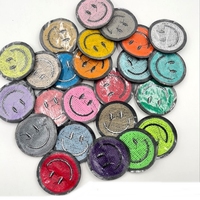 Patch brodé chenille visage souriant personnalisé de 57 mm de diamètre pour décoration de chapeaux et vêtements, à thermocoller sur tissu éponge