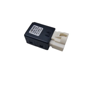 โมดูลพอร์ต USB Skoda 5Q0 035 726 B สำหรับ Octavia Fabia Rapid Vios อะไหล่เปลี่ยนระบบเครื่องเสียงรถยนต์ - Product Image 1