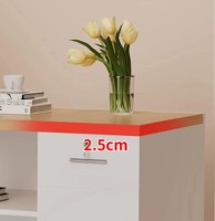 Comptoir de réception minimaliste moderne pour caissier, idéal pour les petites boutiques, les magasins de vêtements, les salons de coiffure et de beauté, ou comme table de bar.